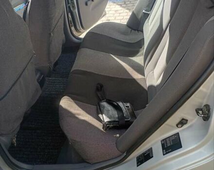 Серый Хендай Элантра, объемом двигателя 1.6 л и пробегом 221 тыс. км за 4100 $, фото 24 на Automoto.ua