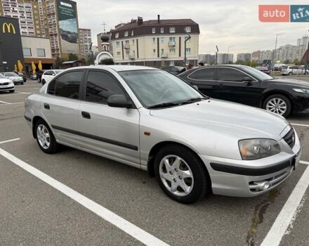 Сірий Хендай Елантра, об'ємом двигуна 1.6 л та пробігом 150 тис. км за 3800 $, фото 5 на Automoto.ua