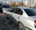 Сірий Хендай Елантра, об'ємом двигуна 1.6 л та пробігом 327 тис. км за 4000 $, фото 2 на Automoto.ua