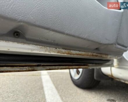 Сірий Хендай Елантра, об'ємом двигуна 1.6 л та пробігом 150 тис. км за 3800 $, фото 17 на Automoto.ua