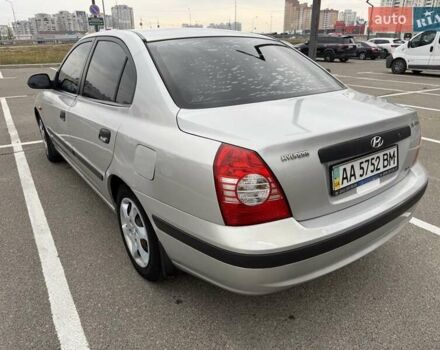 Сірий Хендай Елантра, об'ємом двигуна 1.6 л та пробігом 150 тис. км за 3800 $, фото 4 на Automoto.ua