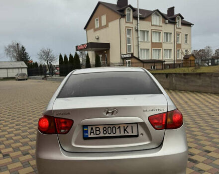 Серый Хендай Элантра, объемом двигателя 1.6 л и пробегом 275 тыс. км за 4699 $, фото 9 на Automoto.ua