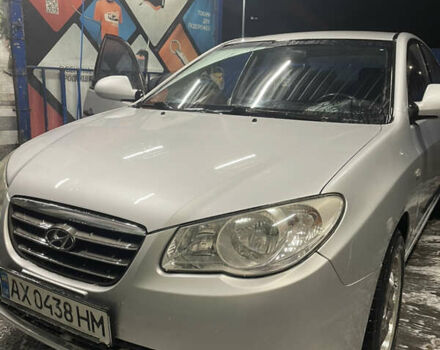 Серый Хендай Элантра, объемом двигателя 1.6 л и пробегом 260 тыс. км за 6000 $, фото 1 на Automoto.ua