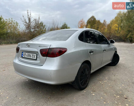 Сірий Хендай Елантра, об'ємом двигуна 1.6 л та пробігом 287 тис. км за 4600 $, фото 18 на Automoto.ua