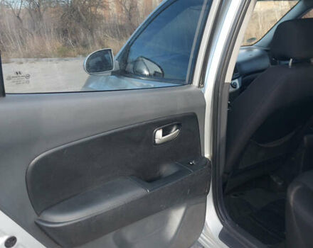 Сірий Хендай Елантра, об'ємом двигуна 1.6 л та пробігом 270 тис. км за 4750 $, фото 27 на Automoto.ua