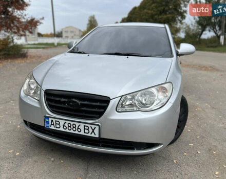 Сірий Хендай Елантра, об'ємом двигуна 1.6 л та пробігом 287 тис. км за 4600 $, фото 12 на Automoto.ua