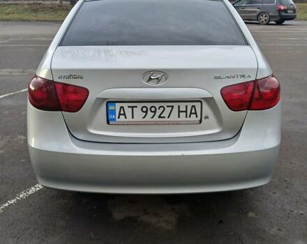 Серый Хендай Элантра, объемом двигателя 1.59 л и пробегом 250 тыс. км за 5900 $, фото 2 на Automoto.ua