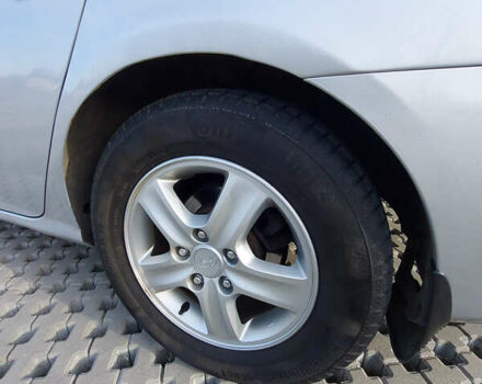 Сірий Хендай Елантра, об'ємом двигуна 1.6 л та пробігом 270 тис. км за 4750 $, фото 17 на Automoto.ua