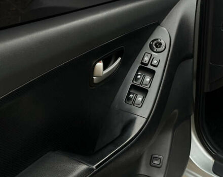 Сірий Хендай Елантра, об'ємом двигуна 1.6 л та пробігом 270 тис. км за 4750 $, фото 50 на Automoto.ua