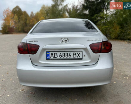 Сірий Хендай Елантра, об'ємом двигуна 1.6 л та пробігом 287 тис. км за 4600 $, фото 20 на Automoto.ua