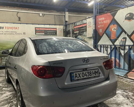 Серый Хендай Элантра, объемом двигателя 1.6 л и пробегом 260 тыс. км за 6000 $, фото 4 на Automoto.ua