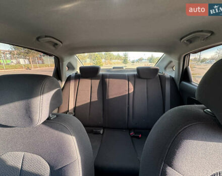 Серый Хендай Элантра, объемом двигателя 1.59 л и пробегом 203 тыс. км за 7100 $, фото 26 на Automoto.ua