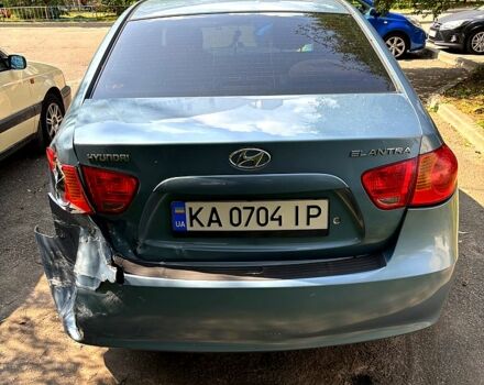 Сірий Хендай Елантра, об'ємом двигуна 1.6 л та пробігом 289 тис. км за 3000 $, фото 3 на Automoto.ua