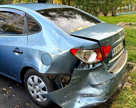 Сірий Хендай Елантра, об'ємом двигуна 1.6 л та пробігом 289 тис. км за 3000 $, фото 7 на Automoto.ua