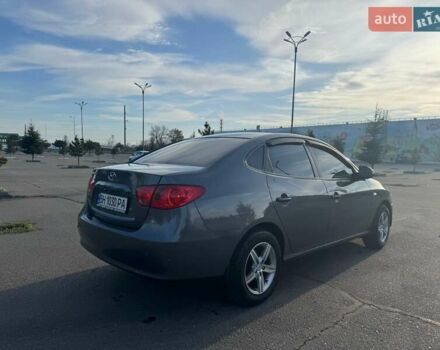 Серый Хендай Элантра, объемом двигателя 1.59 л и пробегом 203 тыс. км за 7100 $, фото 5 на Automoto.ua