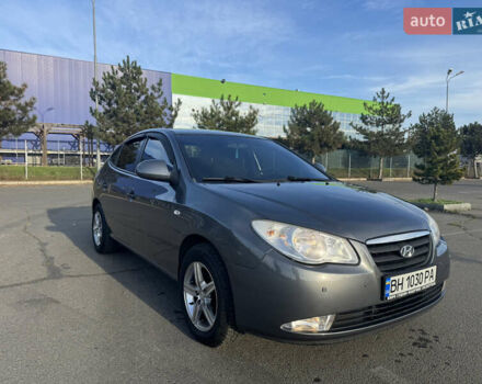 Серый Хендай Элантра, объемом двигателя 1.59 л и пробегом 203 тыс. км за 7100 $, фото 3 на Automoto.ua