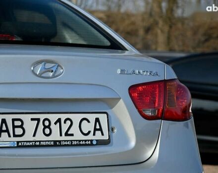 Сірий Хендай Елантра, об'ємом двигуна 1.6 л та пробігом 205 тис. км за 5750 $, фото 8 на Automoto.ua