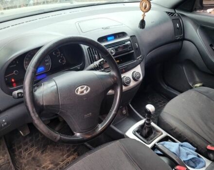 Серый Хендай Элантра, объемом двигателя 0 л и пробегом 133 тыс. км за 6000 $, фото 6 на Automoto.ua