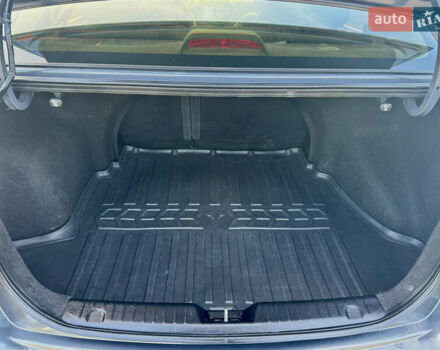 Серый Хендай Элантра, объемом двигателя 1.59 л и пробегом 203 тыс. км за 7100 $, фото 10 на Automoto.ua