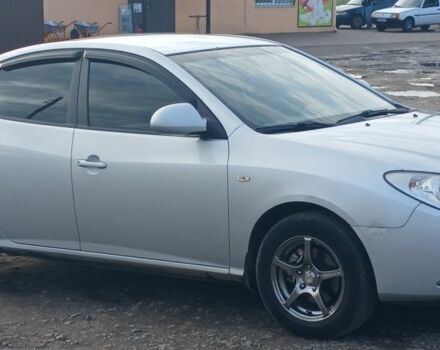 Серый Хендай Элантра, объемом двигателя 1.6 л и пробегом 284 тыс. км за 5500 $, фото 1 на Automoto.ua