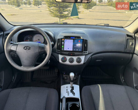 Серый Хендай Элантра, объемом двигателя 1.59 л и пробегом 203 тыс. км за 7100 $, фото 22 на Automoto.ua