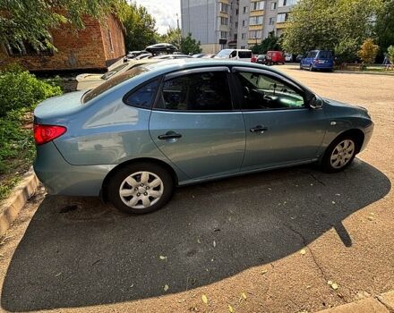 Сірий Хендай Елантра, об'ємом двигуна 1.6 л та пробігом 289 тис. км за 3000 $, фото 2 на Automoto.ua