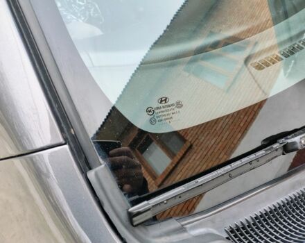 Сірий Хендай Елантра, об'ємом двигуна 1.6 л та пробігом 200 тис. км за 5600 $, фото 5 на Automoto.ua