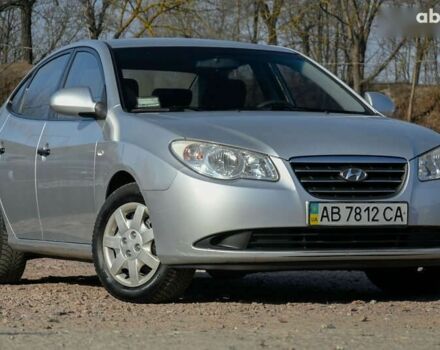 Сірий Хендай Елантра, об'ємом двигуна 1.6 л та пробігом 205 тис. км за 5750 $, фото 1 на Automoto.ua