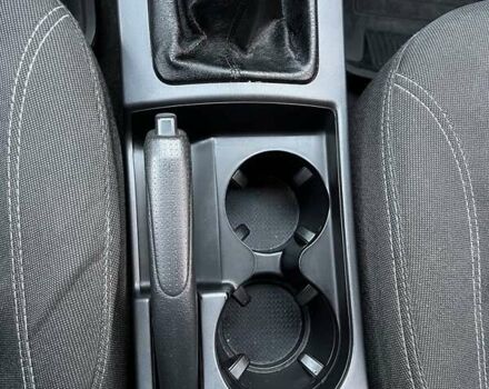 Серый Хендай Элантра, объемом двигателя 1.6 л и пробегом 159 тыс. км за 6250 $, фото 8 на Automoto.ua