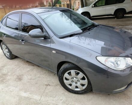 Сірий Хендай Елантра, об'ємом двигуна 1.6 л та пробігом 200 тис. км за 5600 $, фото 2 на Automoto.ua