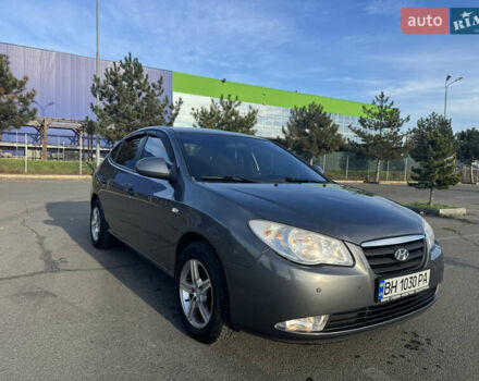 Серый Хендай Элантра, объемом двигателя 1.59 л и пробегом 203 тыс. км за 7100 $, фото 2 на Automoto.ua