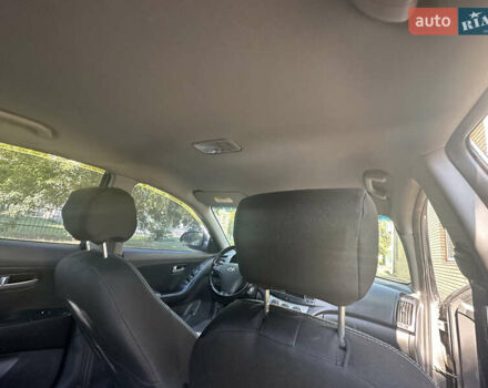 Сірий Хендай Елантра, об'ємом двигуна 1.59 л та пробігом 145 тис. км за 6300 $, фото 21 на Automoto.ua