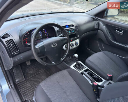 Серый Хендай Элантра, объемом двигателя 1.6 л и пробегом 168 тыс. км за 5500 $, фото 30 на Automoto.ua