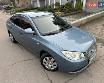 Серый Хендай Элантра, объемом двигателя 1.6 л и пробегом 168 тыс. км за 5500 $, фото 9 на Automoto.ua