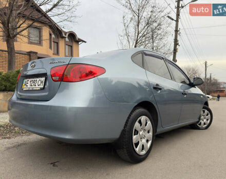 Серый Хендай Элантра, объемом двигателя 1.6 л и пробегом 168 тыс. км за 5500 $, фото 12 на Automoto.ua