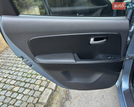 Серый Хендай Элантра, объемом двигателя 1.6 л и пробегом 168 тыс. км за 5500 $, фото 26 на Automoto.ua