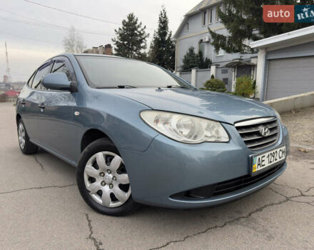 Серый Хендай Элантра, объемом двигателя 1.6 л и пробегом 168 тыс. км за 5500 $, фото 8 на Automoto.ua