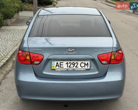 Серый Хендай Элантра, объемом двигателя 1.6 л и пробегом 168 тыс. км за 5500 $, фото 18 на Automoto.ua
