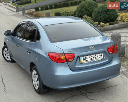 Серый Хендай Элантра, объемом двигателя 1.6 л и пробегом 168 тыс. км за 5500 $, фото 23 на Automoto.ua