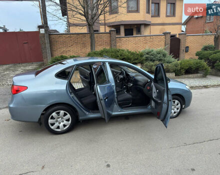 Серый Хендай Элантра, объемом двигателя 1.6 л и пробегом 168 тыс. км за 5500 $, фото 29 на Automoto.ua