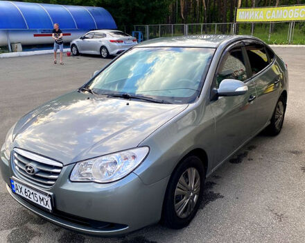 Серый Хендай Элантра, объемом двигателя 1.6 л и пробегом 200 тыс. км за 5900 $, фото 2 на Automoto.ua