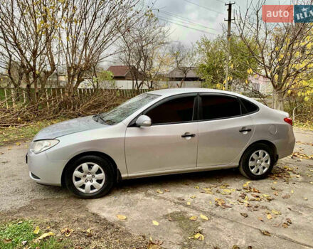 Сірий Хендай Елантра, об'ємом двигуна 1.59 л та пробігом 240 тис. км за 6350 $, фото 5 на Automoto.ua