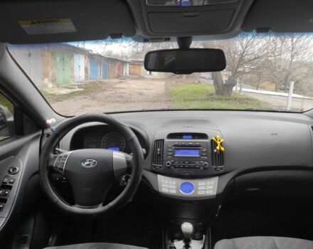 Серый Хендай Элантра, объемом двигателя 1.6 л и пробегом 150 тыс. км за 5250 $, фото 6 на Automoto.ua