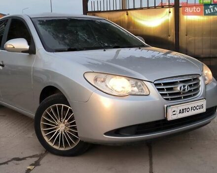 Сірий Хендай Елантра, об'ємом двигуна 1.59 л та пробігом 276 тис. км за 6590 $, фото 3 на Automoto.ua