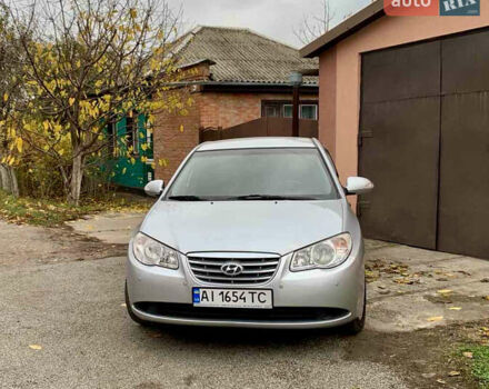 Сірий Хендай Елантра, об'ємом двигуна 1.59 л та пробігом 240 тис. км за 6350 $, фото 2 на Automoto.ua