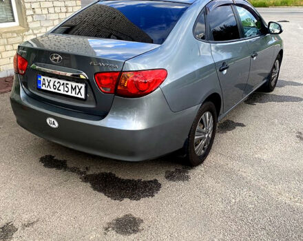 Серый Хендай Элантра, объемом двигателя 1.6 л и пробегом 200 тыс. км за 5900 $, фото 5 на Automoto.ua