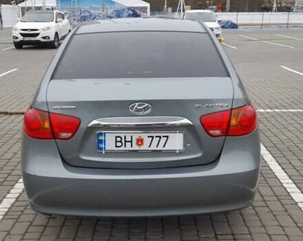 Серый Хендай Элантра, объемом двигателя 1.6 л и пробегом 162 тыс. км за 6700 $, фото 3 на Automoto.ua