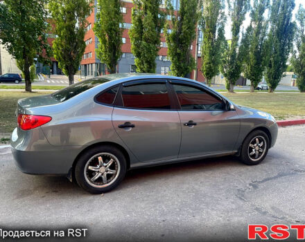 Серый Хендай Элантра, объемом двигателя 1.6 л и пробегом 115 тыс. км за 6200 $, фото 1 на Automoto.ua