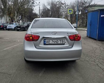 Серый Хендай Элантра, объемом двигателя 1.59 л и пробегом 149 тыс. км за 7300 $, фото 2 на Automoto.ua