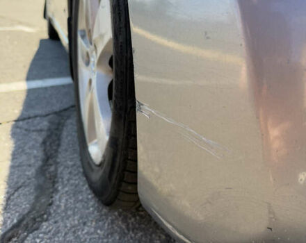 Серый Хендай Элантра, объемом двигателя 1.8 л и пробегом 143 тыс. км за 7800 $, фото 3 на Automoto.ua